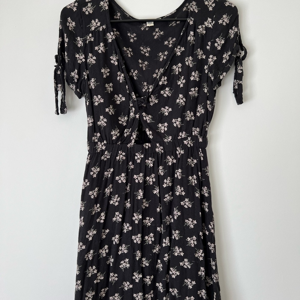 AE V-Neck Mini Dress with Knot Front Cutout